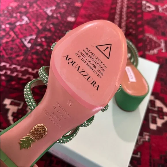 NEW NIB Aquazzura Moondust Crystal Embellished Leather Flat Sandals - Picture 6 of 7